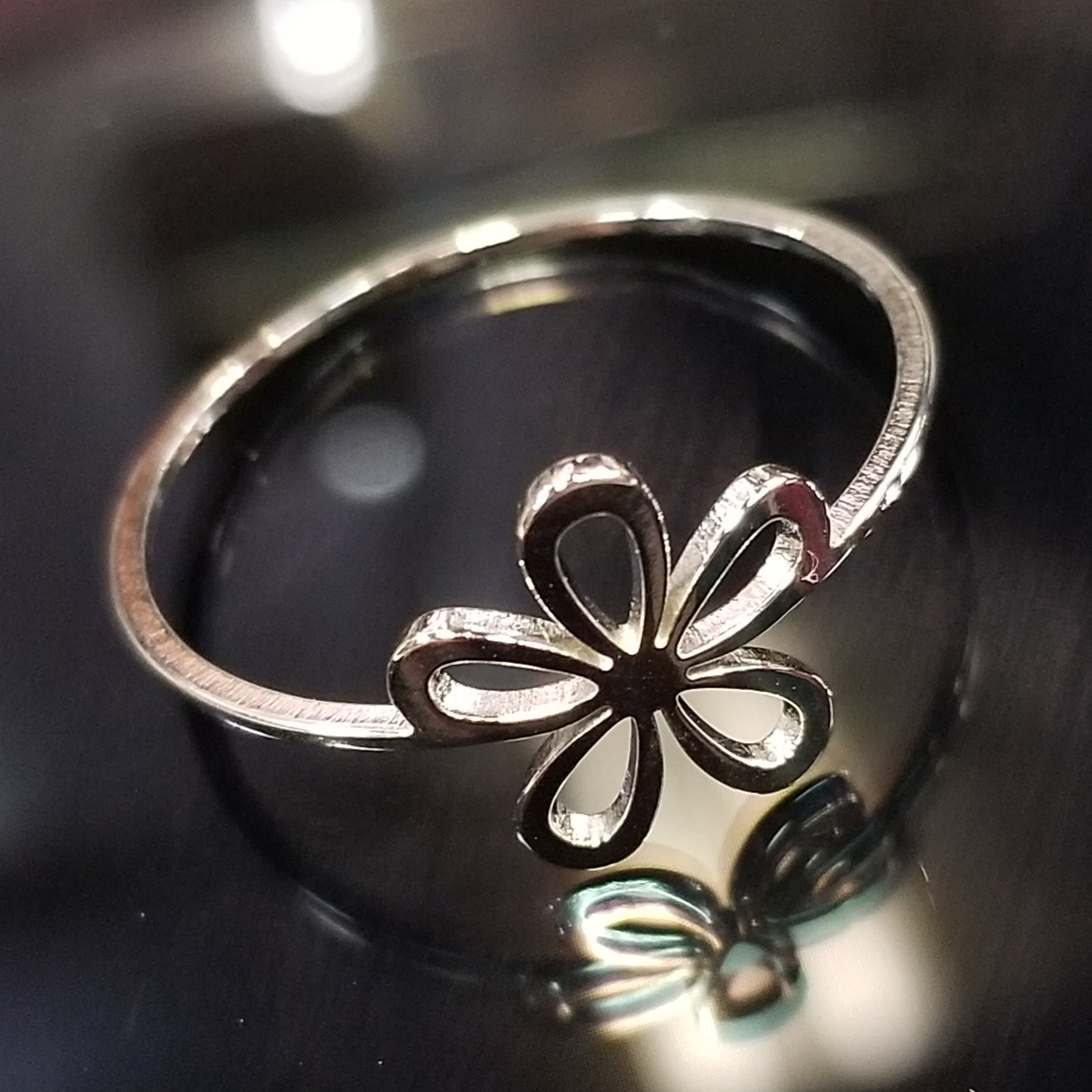 daisy flower ring the boho hippie hut