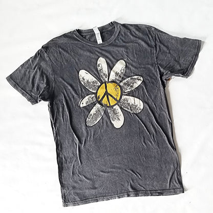 vintage look peace sign daisy tee shirt at the boho hippie hut